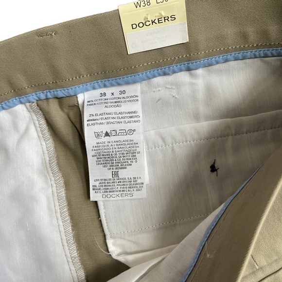 Dockers Straight Fit Karki Pant Size: W38/ L30 New! - Picture 5 of 6
